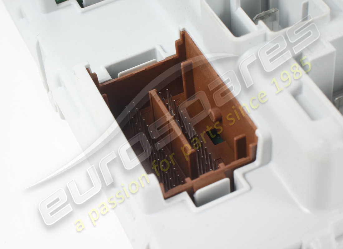 body computer usato ferrari (autorizzazione asm). numero parte 786545 (4)