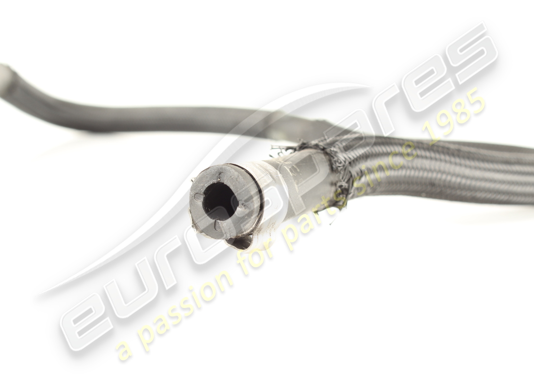 tubo maserati usato. numero parte 670004133 (3)