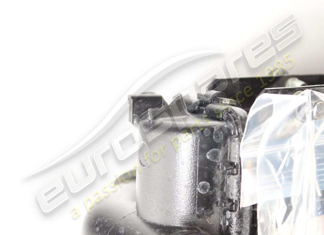 radiatore acqua motore usato ferrari. numero parte 319867 (3)