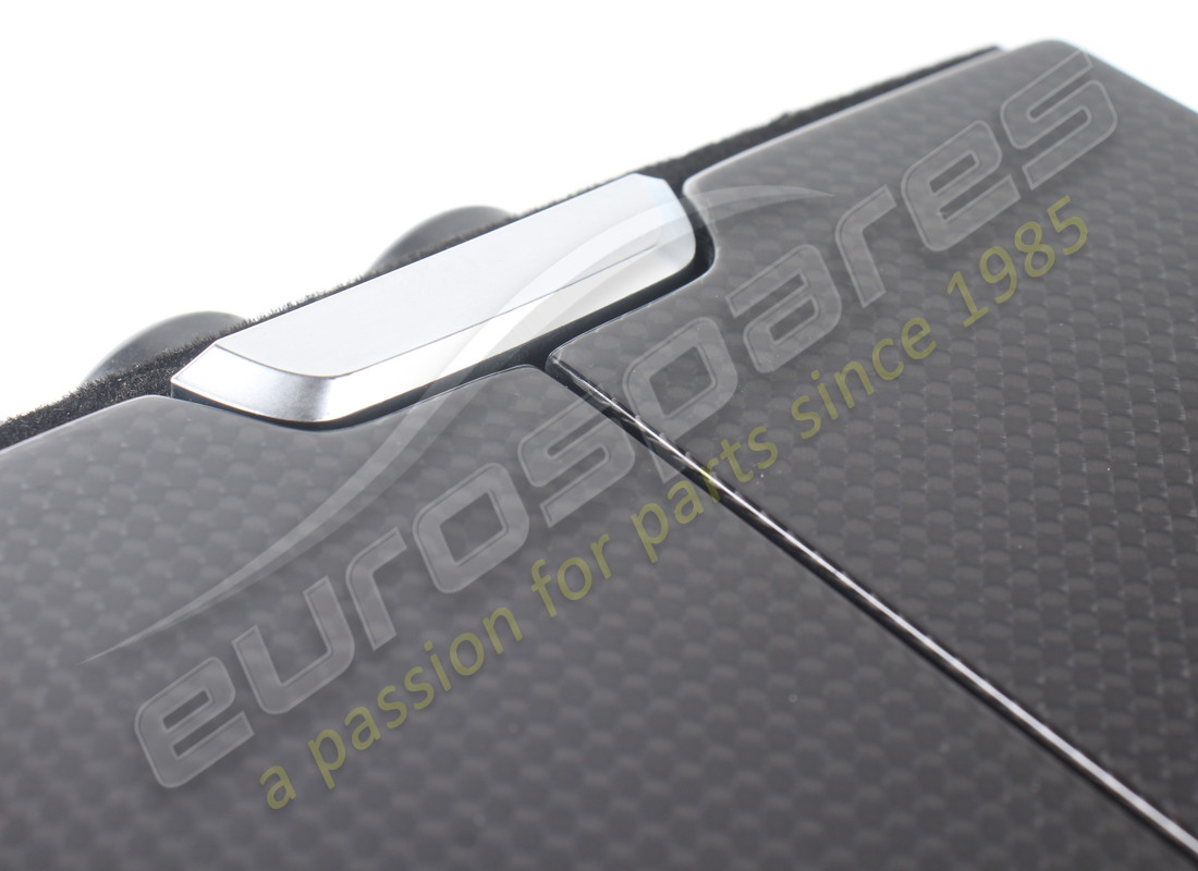 CONTENITORE ANTERIORE USATO FERRARI. NUMERO PARTE 88042500 (10) contenitore anteriore usato ferrari. numero parte 88042500 (10)