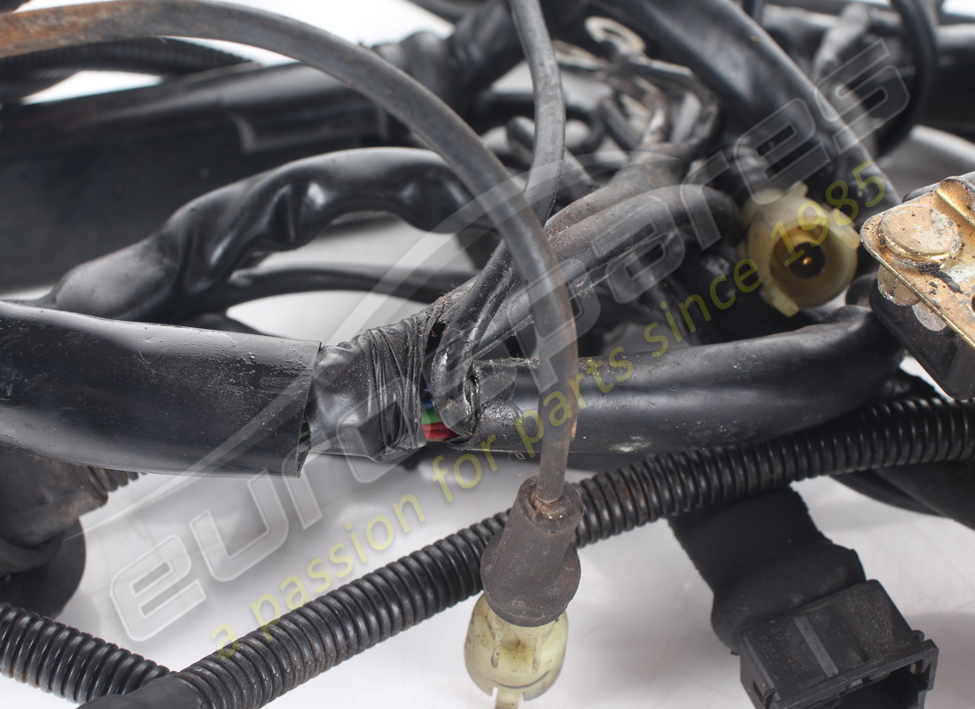 CAVO ABS USATO FERRARI RHD NUMERO PARTE 62462100 (2) cavo abs usato ferrari rhd numero parte 62462100 (2)