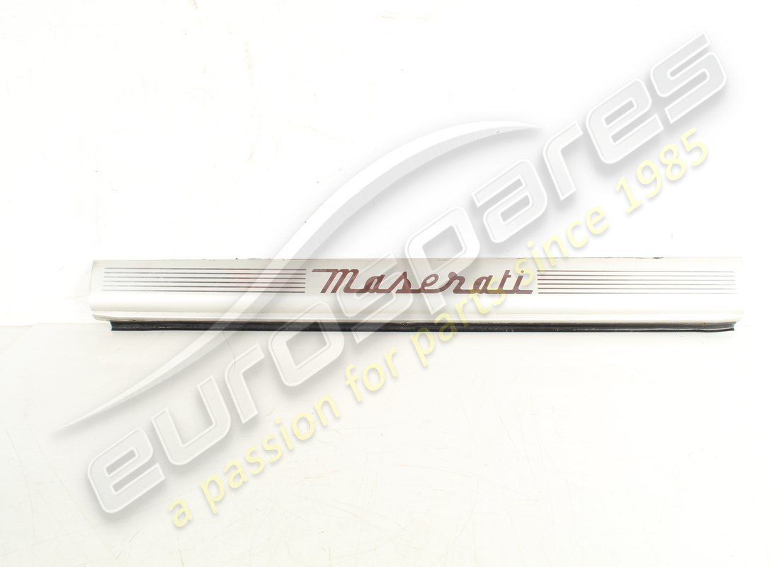 USATO Maserati MODANATURA SOTTOPORTA SX . NUMERO PARTE 386100313 (1)