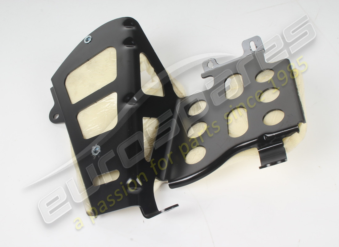 USATO Ferrari STAFFA SOST POGGIA PIEDE PIL . NUMERO PARTE 795933 (1) USATO Ferrari STAFFA SOST POGGIA PIEDE PIL . NUMERO PARTE 795933 (1)