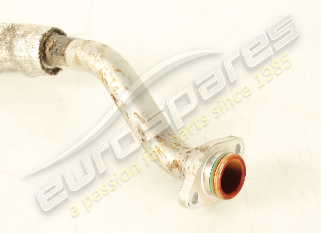tubo di ritorno dell'acqua anteriore ferrari usato. numero parte 270155 (3)