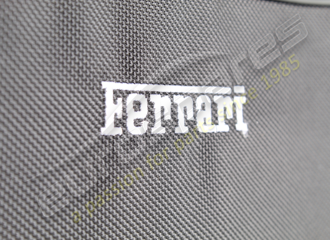 nuova ferrari borsa kit attrezzi completa. numero parte 321955 (4)