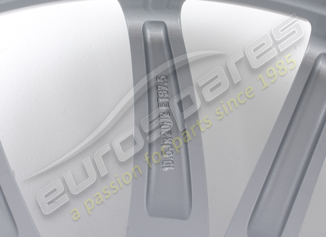 nuova ruota posteriore maserati. numero parte 82126806 (6)