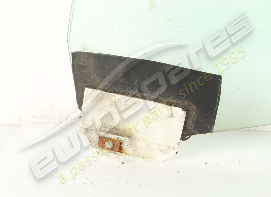 USED MASERATI LH REAR DOOR GLASS. PART NUMBER 66550100 (2) used maserati lh rear door glass. part number 66550100 (2)