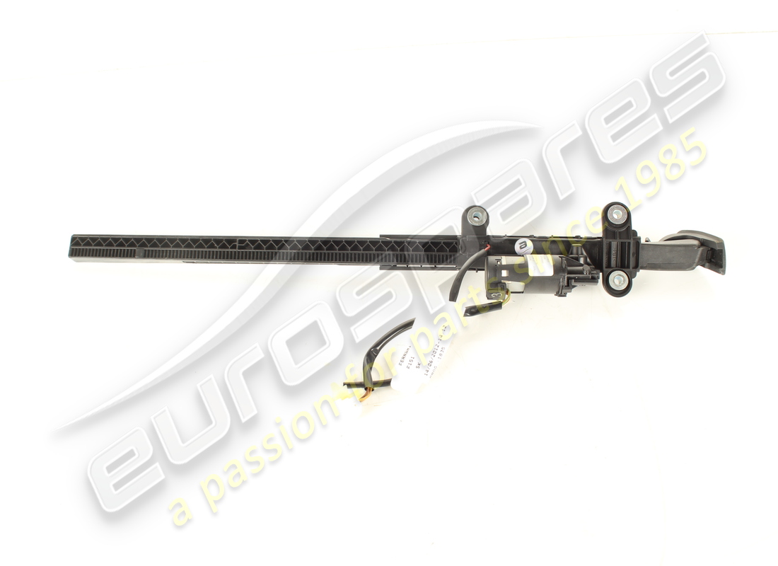 estensione cinghia dx usata ferrari. numero parte 81913500 (3)