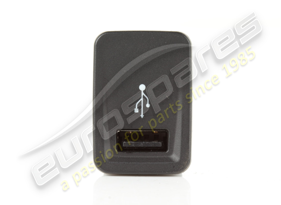presa usb ferrari usata. numero parte 303226 (3)