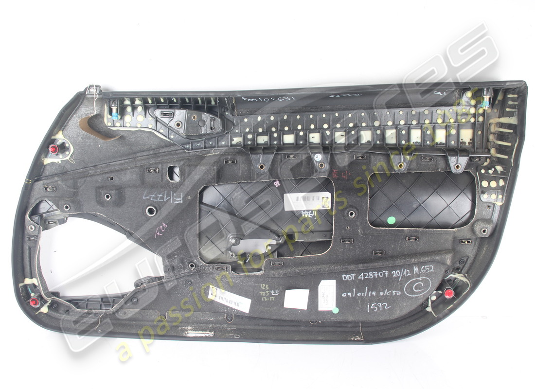 USATO FERRARI PANNELLO PORTA SX CS. NUMERO PARTE 89112800 (2) usato ferrari pannello porta sx cs. numero parte 89112800 (2)