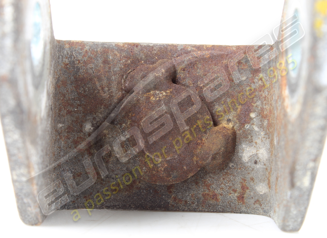 forcella di sospensione ferrari usata 5mm spessore. numero parte 134929 (3)