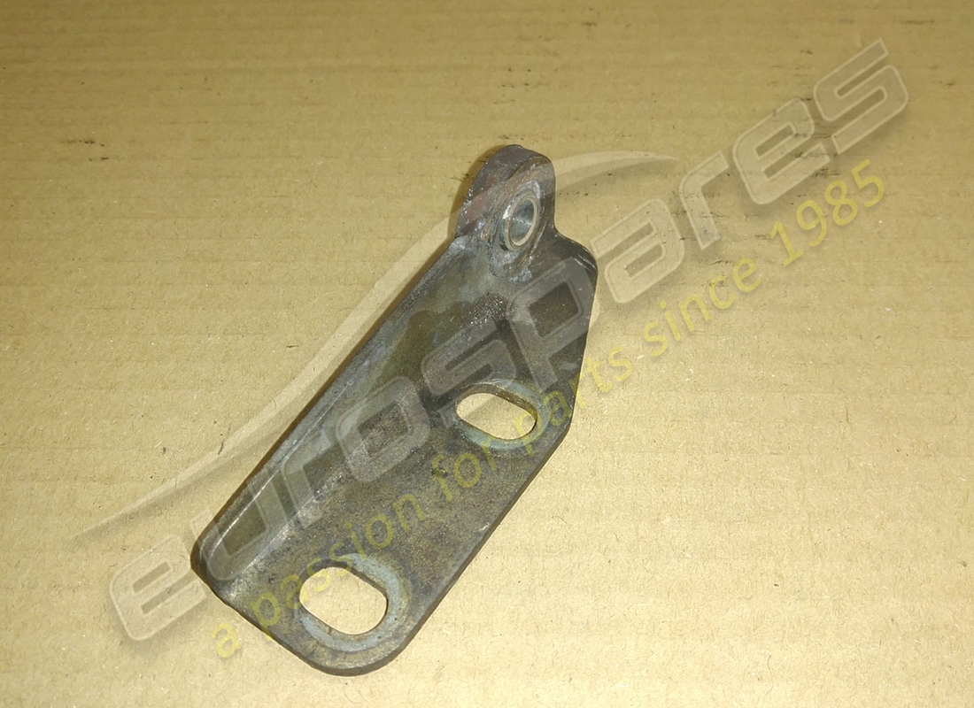 staffa sx usata ferrari. numero parte 157344 (1)