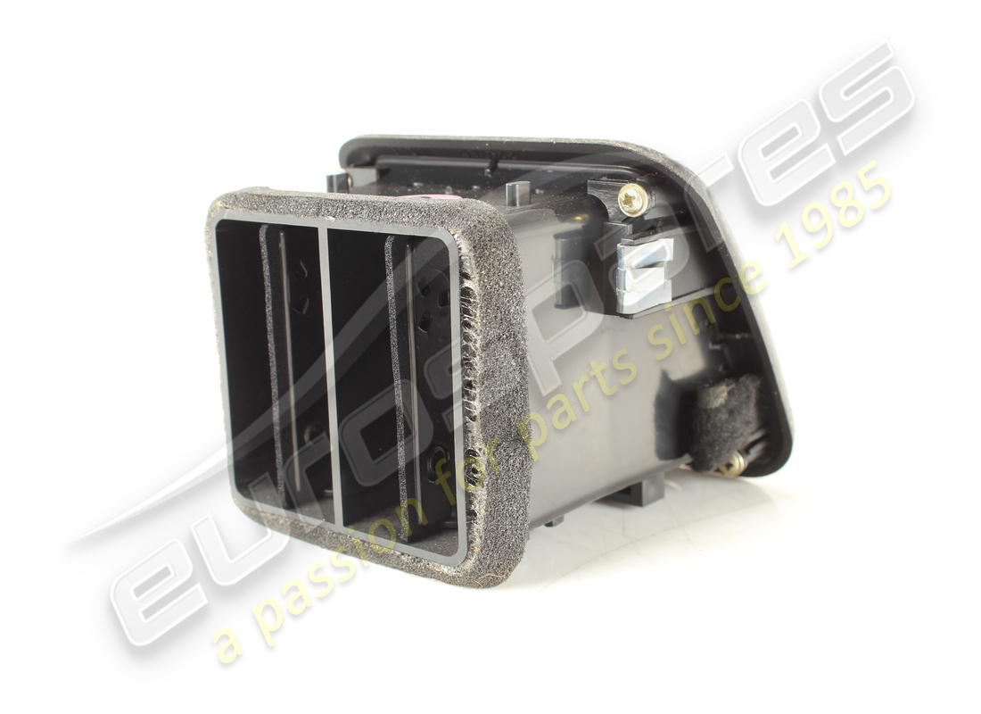 used maserati side air ventblack. part number 66527400 (5)