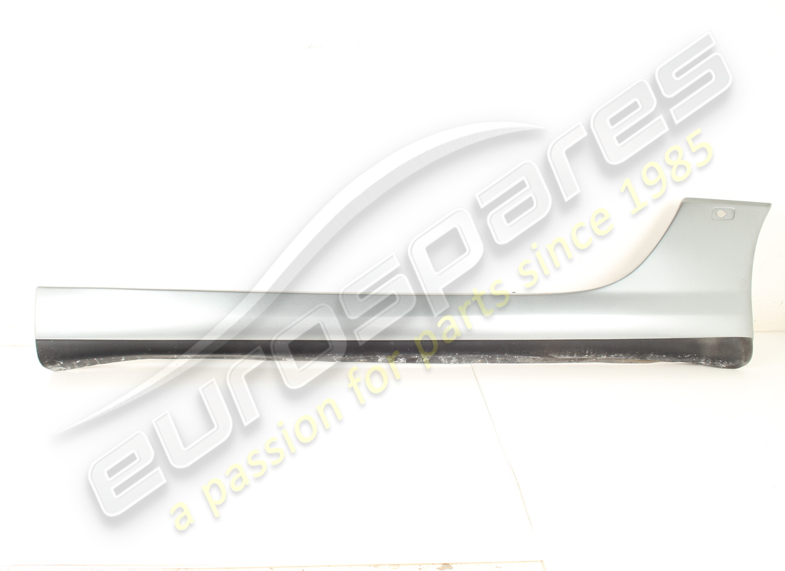 PANNELLO DI COPERTURA SOGLIA DX USATO Ferrari . NUMERO PARTE 65558800 (1)