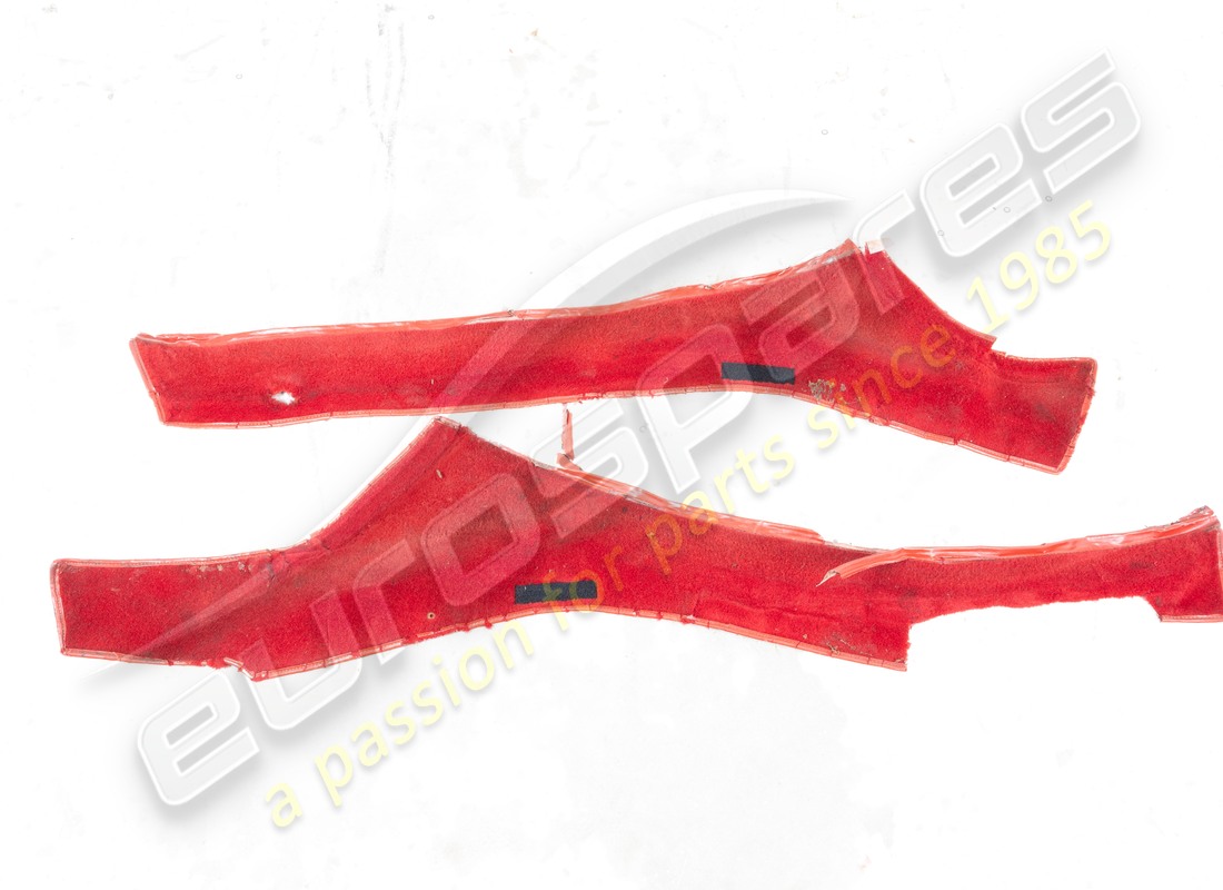 set di tappeti anteriori sinistro e destro ferrari usati. numero parte 95999641a (4)