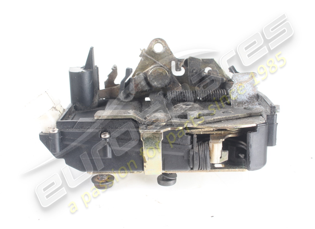 serratura porta posteriore sinistra usata maserati. numero parte 374500245 (4)