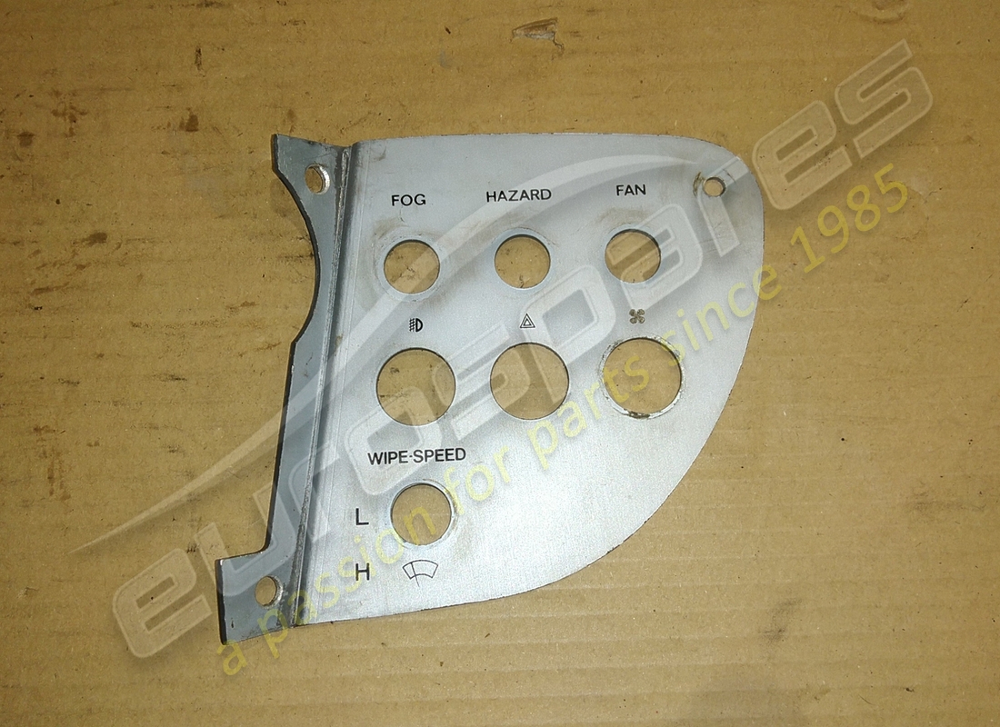 USATO Ferrari QUADRO STRUMENTI SX . NUMERO PARTE 40139206 (1)
