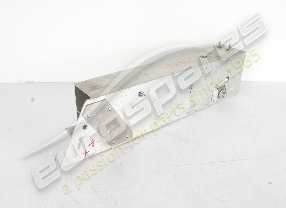 nuovo ferrari punte posteriore sx. numero parte 273662 (2)