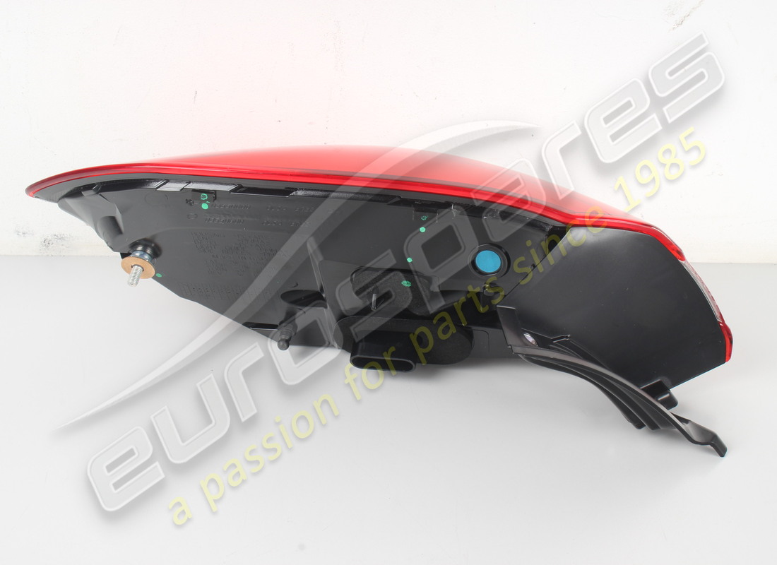nuova oe luce esterna posteriore dx. numero parte 670107148 (3)