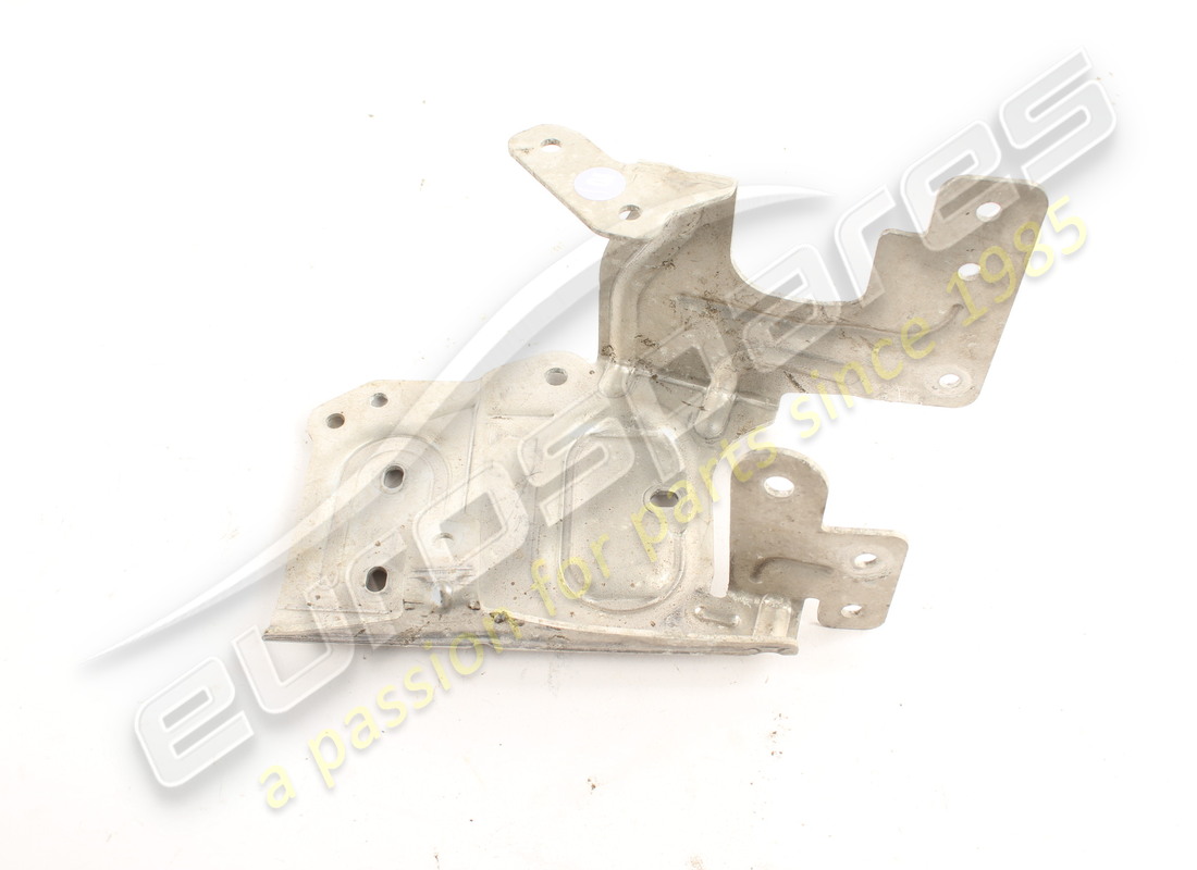 USATO Lamborghini STAFFA SOTTO EAWS/PHEV . NUMERO PARTE 4M0971845BF (1)