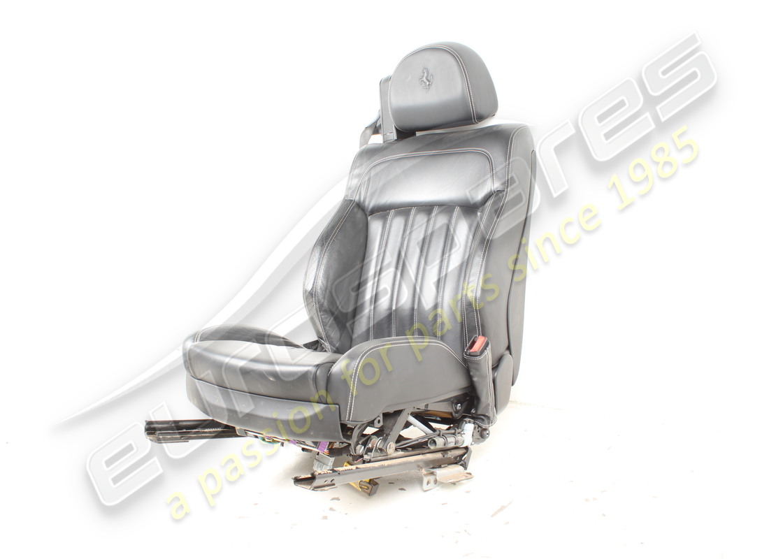 sedile destro ferrari rhd danneggiato. numero parte 67847204 (2)