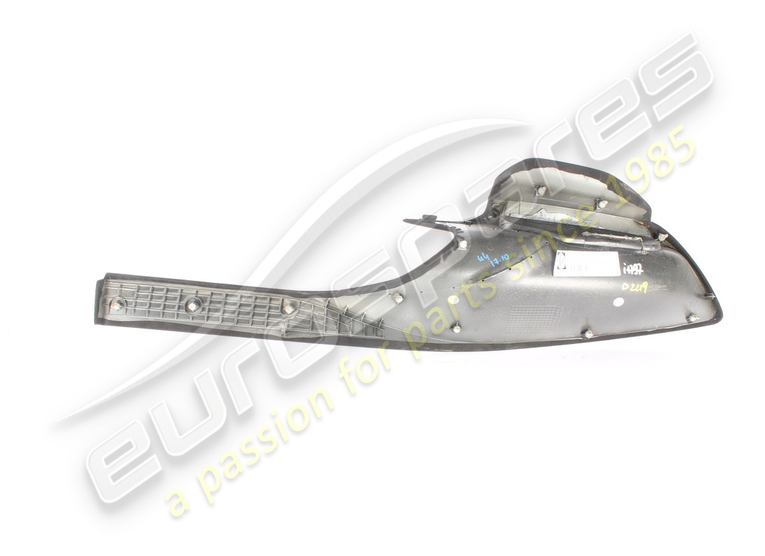 usato ferrari medaglione dx sellato completo. numero parte 785010 (2)