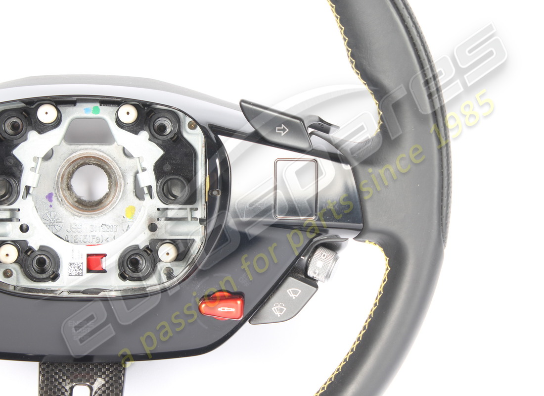 volante completo ferrari usato. numero parte 862794 (2)