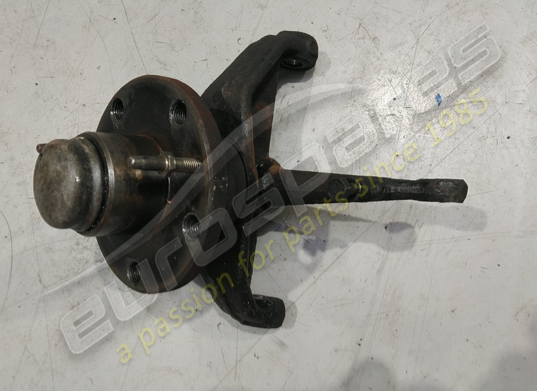 USATO Eurospares MOZZO COMPLETO E FUSO A SNODO. NUMERO PARTE EAP1384301 (1)
