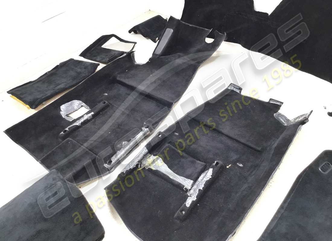 set di moquette maranello eurospares ferrari 550 usato (guida a sinistra). numero parte eap1374161 (3)