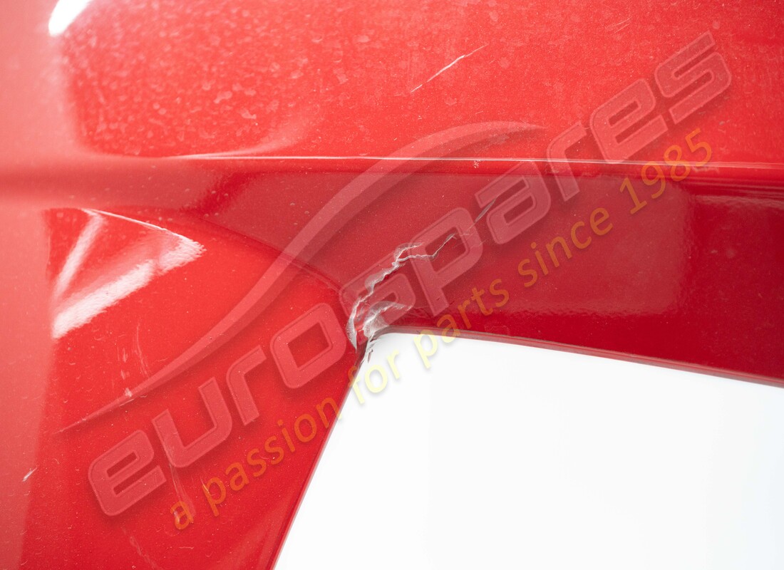 paraurti posteriore completo danneggiato ferrari. numero parte 83825710 (5)