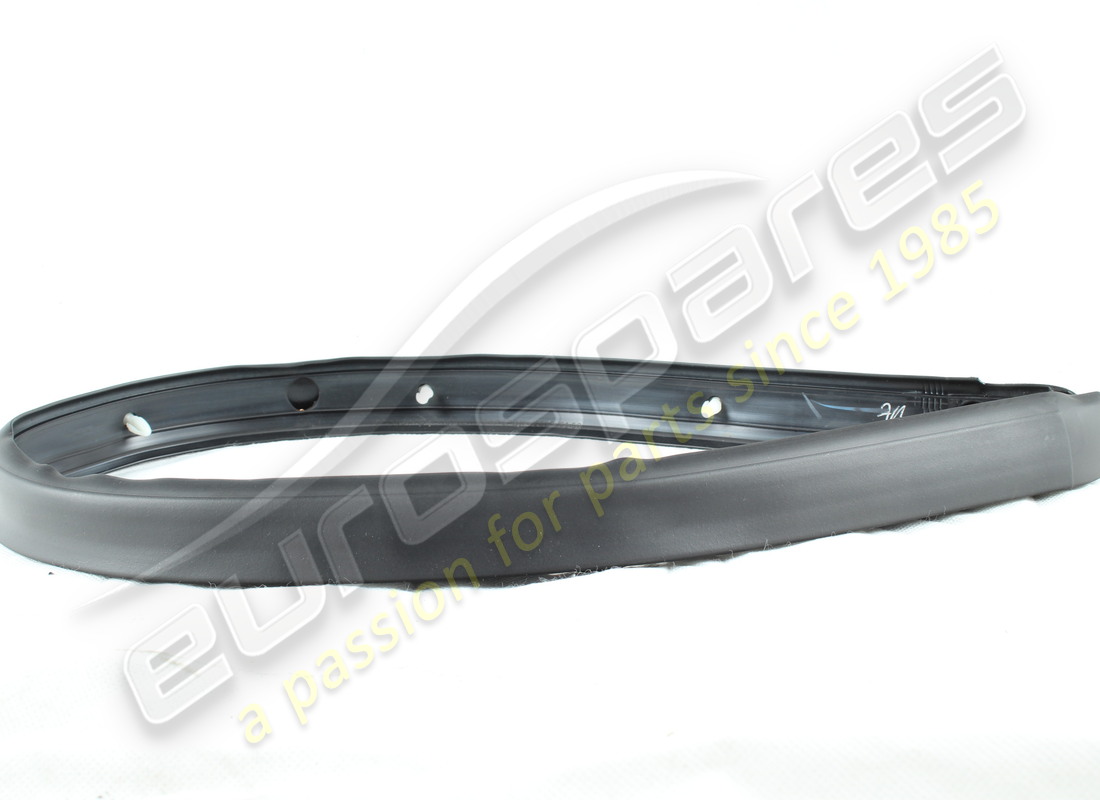 nuovo maserati protezione antipolvere anteriore destro g. numero parte 670033838 (2)
