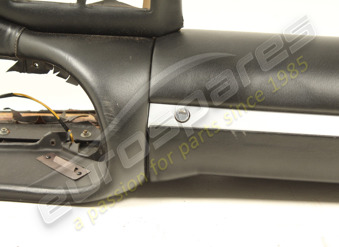 cruscotto con guida a destra eurospares ferrari 308gt4 usato. numero parte eap1450039 (2)