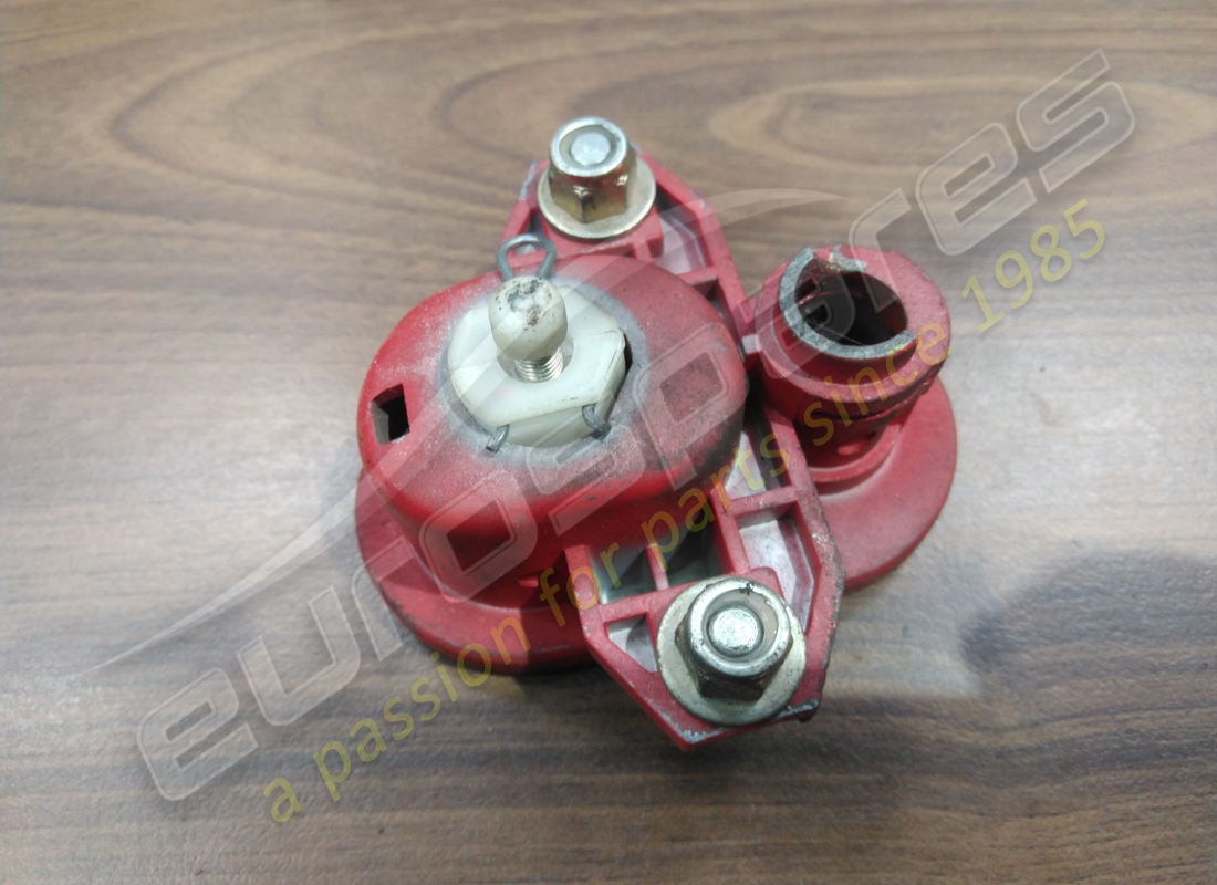 maniglia esterna porta sx usata ferrari. numero parte 62108810 (2)