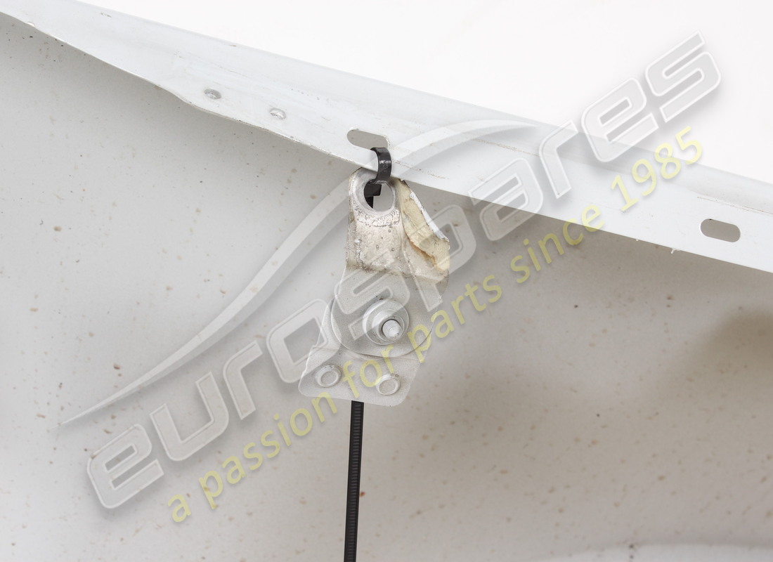 porsche alare usato con innesco. numero parte 992821101aygrv (5)