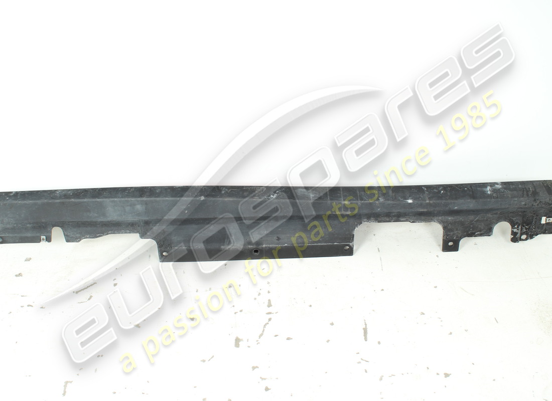 pannello di rivestimento soglia sx completo usato ferrari. numero parte 88825710 (4)