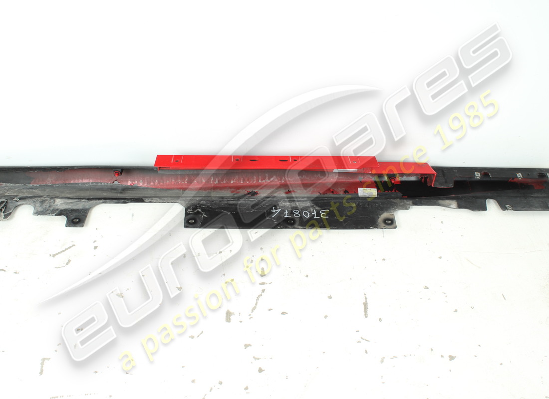 pannello di rivestimento soglia sx completo usato ferrari. numero parte 88825710 (6)