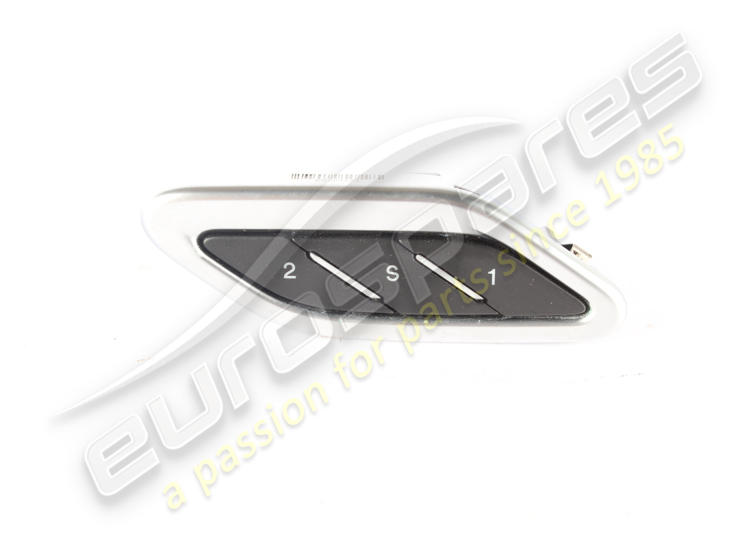 Maserati USATO INTERRUTTORE MEMORIA SEDILE RHD . NUMERO PARTE 670025239 (1)