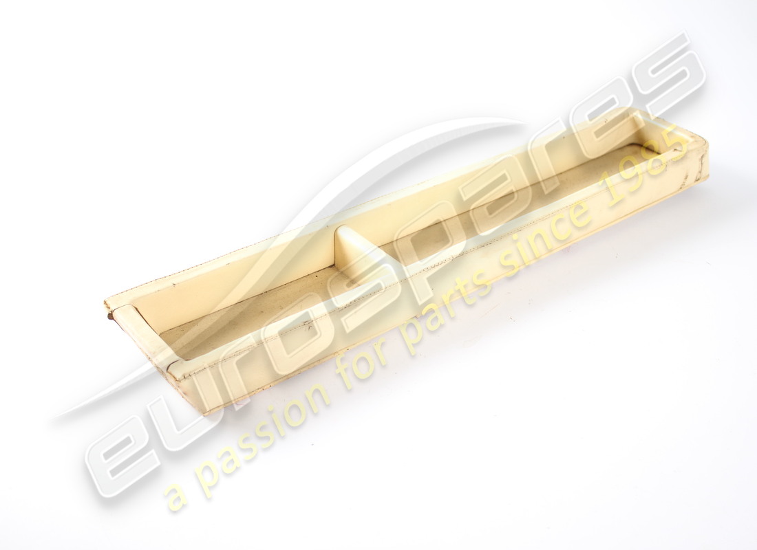 SCATOLA PORTAOGGETTI Ferrari USATA. NUMERO PARTE 61525400 (1)