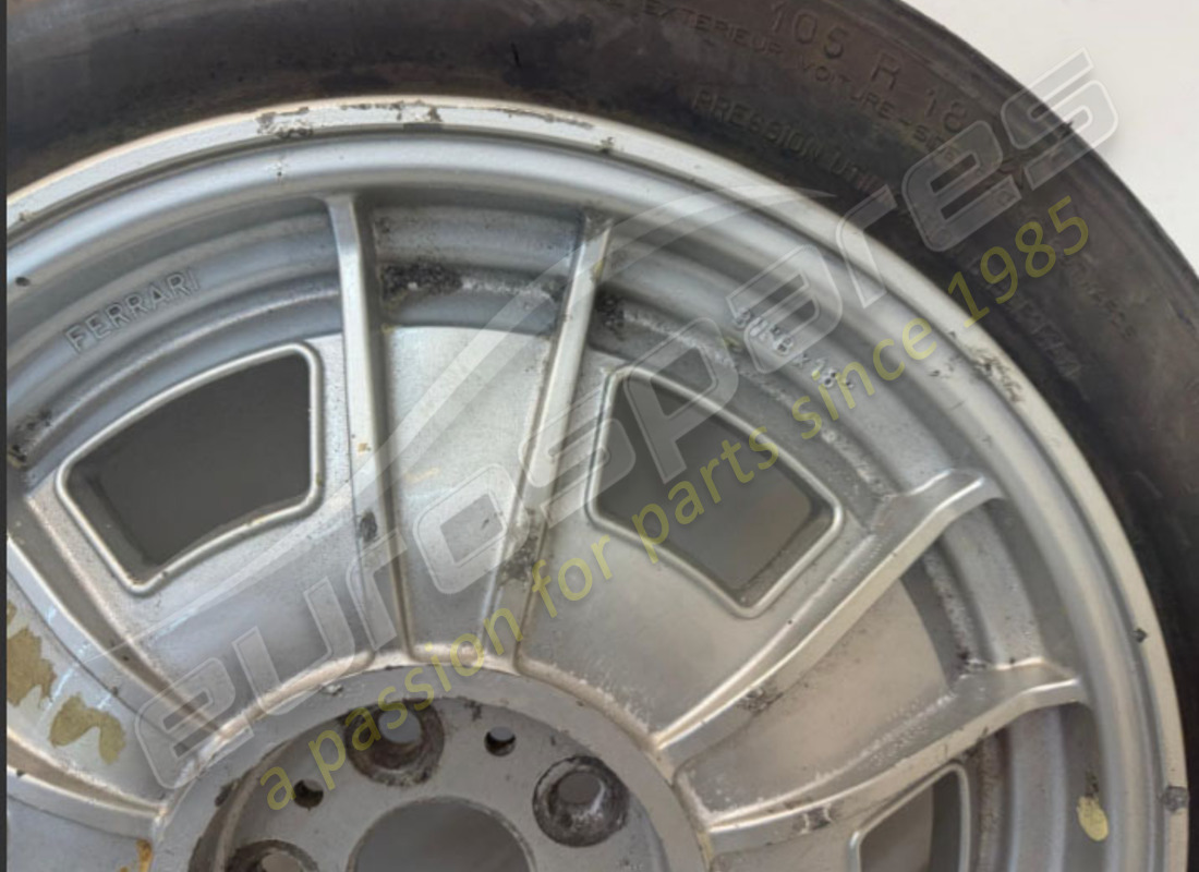usata ferrari ruota di scorta 3 1/4 bx18. numero parte 105593 (2)