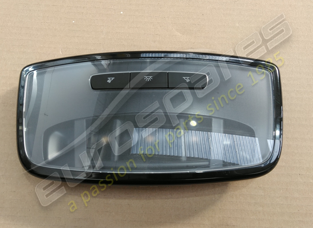 LUCE POSTERIORE USATA Maserati . NUMERO PARTE 670110916 (1)