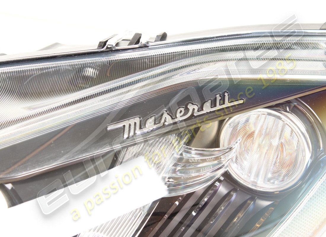 nuovo maserati faro anteriore sinistro. numero parte 350572 (2)