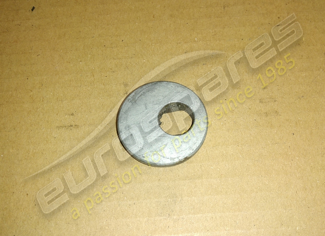 rondella di sospensione ferrari usata. numero parte 150790 (2)