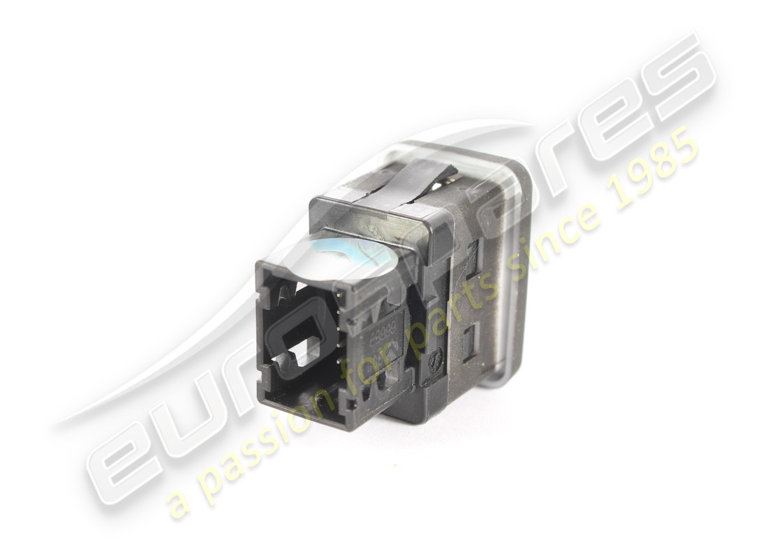 presa usb ferrari usata. numero parte 303226 (2)