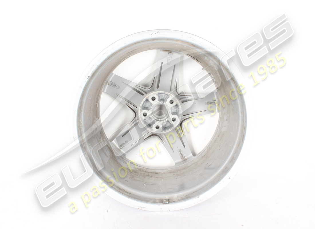 ruota posteriore ferrari usata. numero parte 283185 (3)