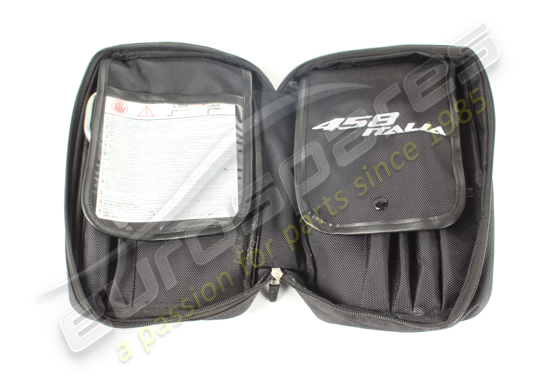 borsa kit attrezzi completa ferrari usata. numero parte 285935 (3)