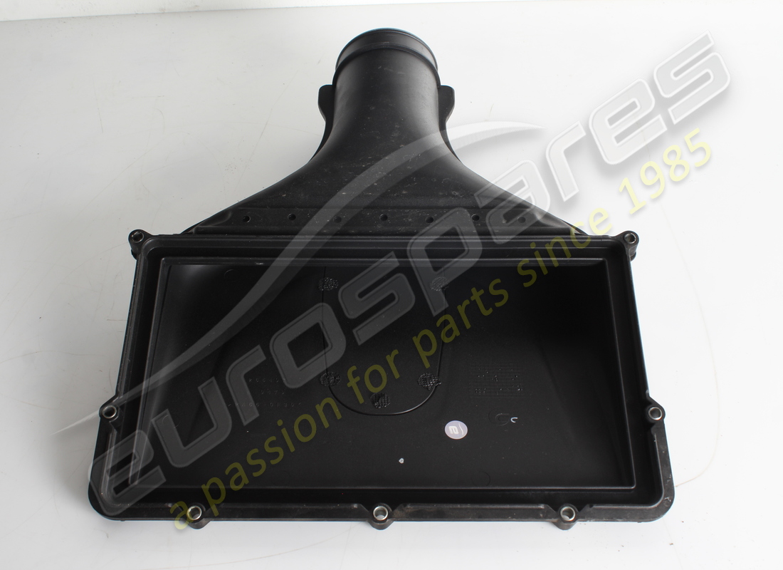 copertura condotto aria usata ferrari. numero parte 265497 (2)