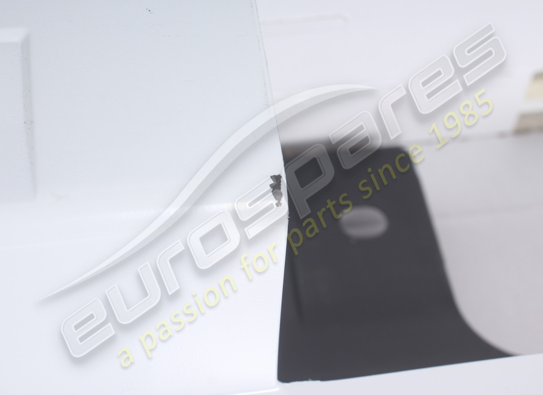 NUOVO (ALTRO) FERRARI PANNELLO DI RIVESTIMENTO SOGLIA DX COMPLETO. NUMERO PARTE 88826110 (5) nuovo (altro) ferrari pannello di rivestimento soglia dx completo. numero parte 88826110 (5)