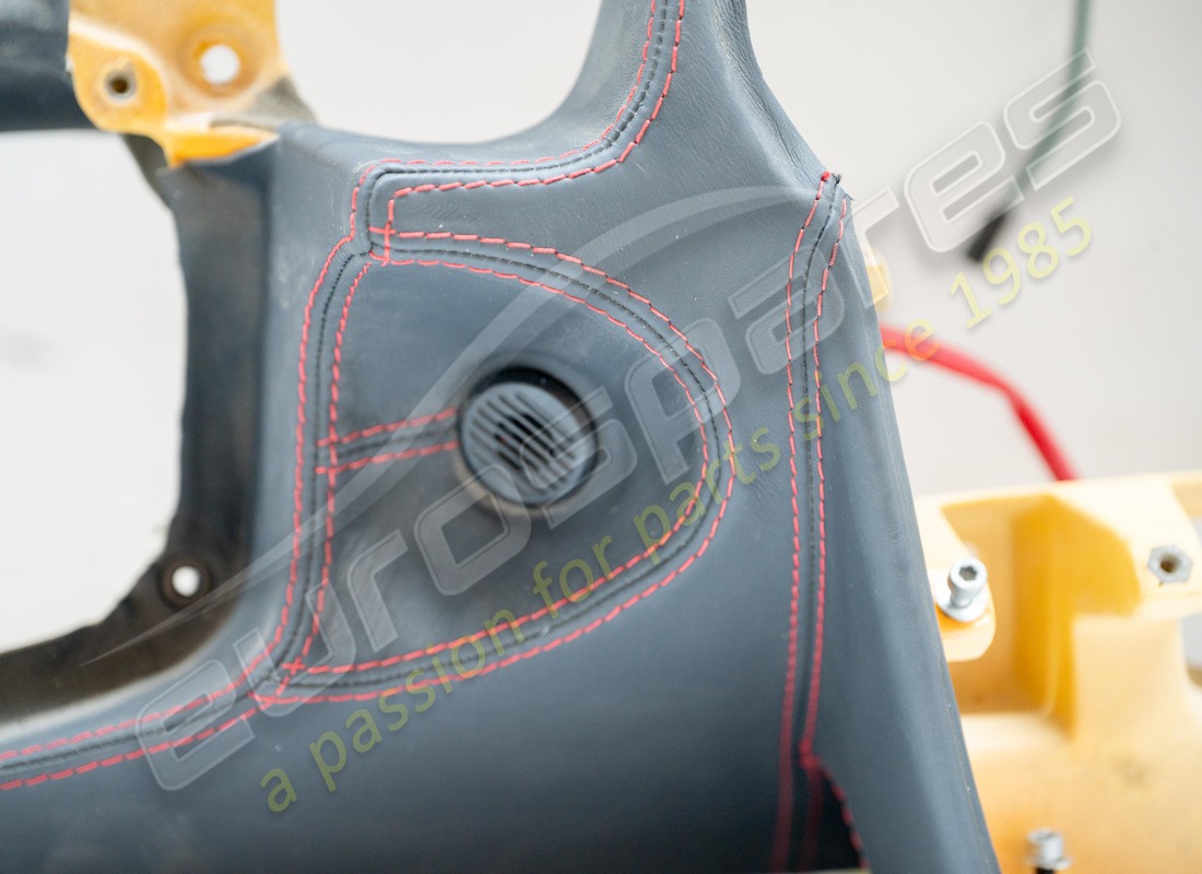 cruscotto usato ferrari con strumenti b. numero parte 69832312 (2)