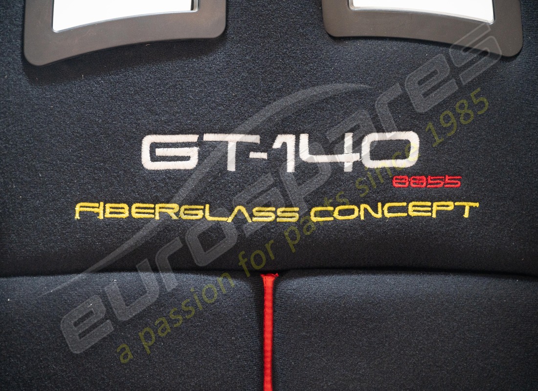 sedile da corsa rh usato ferrari completo di numero parte 83128900 (2)