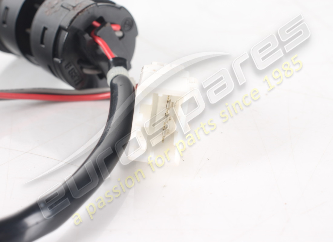 SENSORE DI TEMPERATURA ABITACOLO PASSEGGERI USATO MASERATI. NUMERO PARTE 385500199 (4) sensore di temperatura abitacolo passeggeri usato maserati. numero parte 385500199 (4)